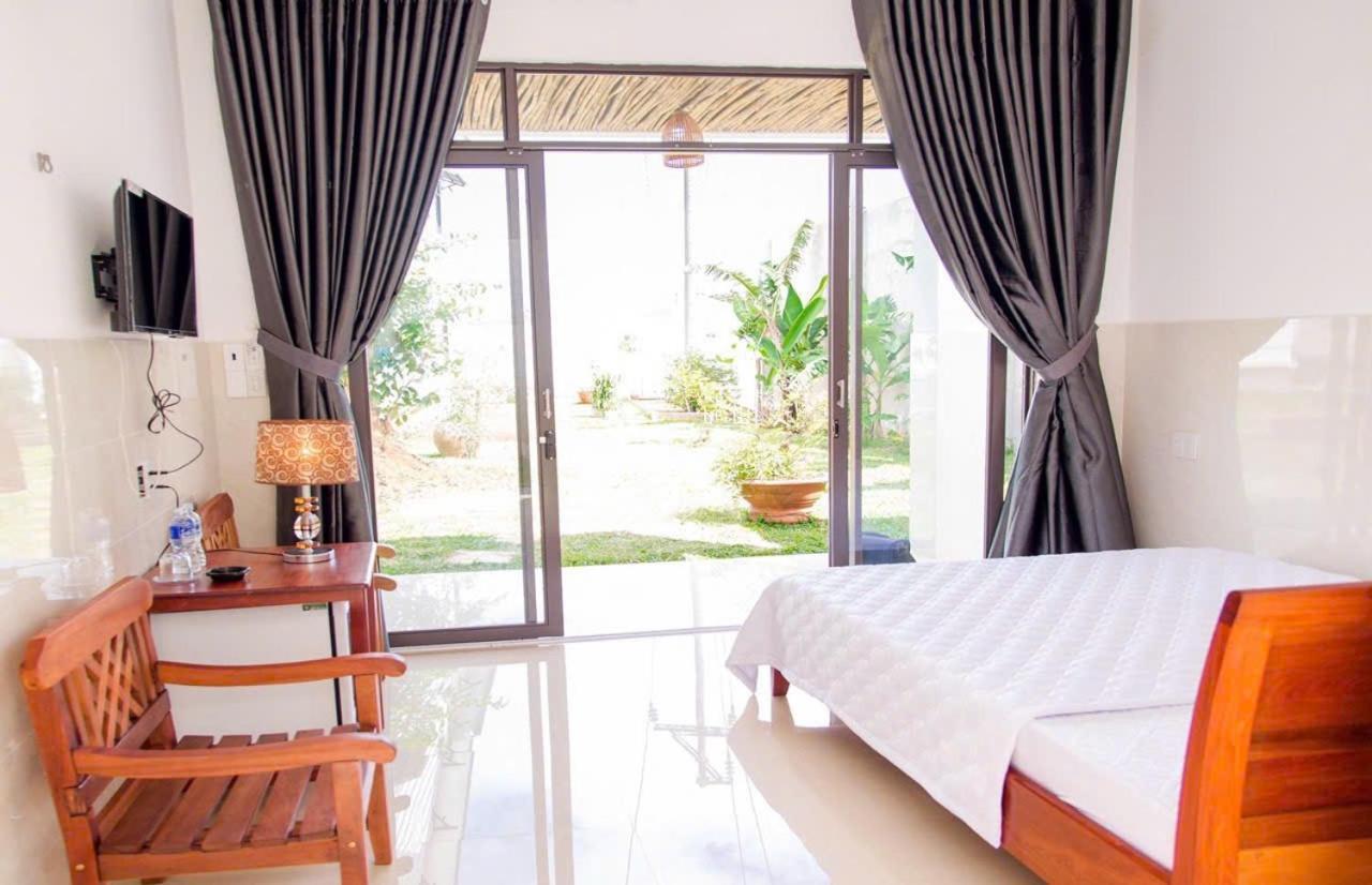 Thu Hien Hotel Pleiku - By Bay Luxury Plei Holang Екстер'єр фото