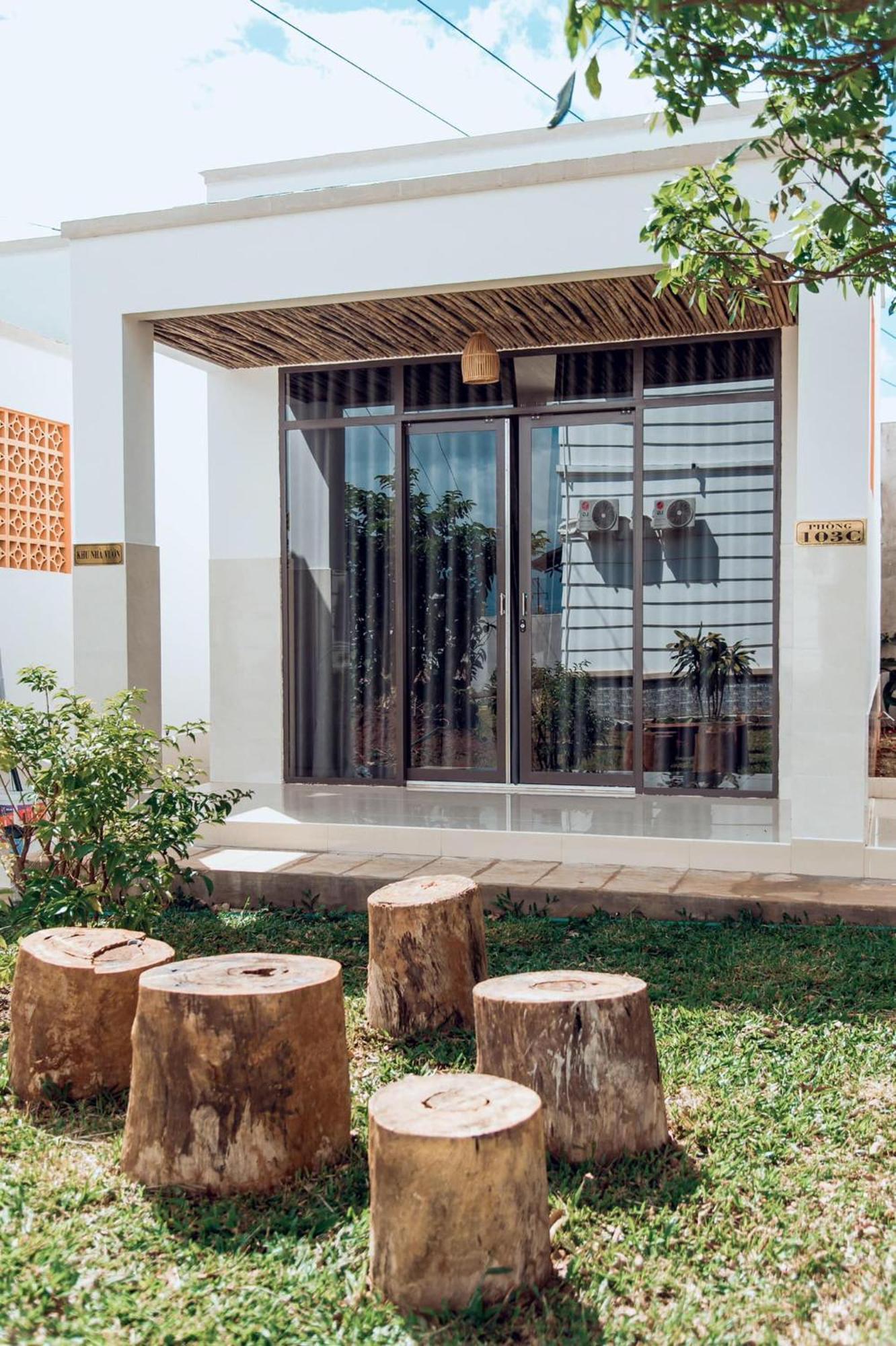 Thu Hien Hotel Pleiku - By Bay Luxury Plei Holang Екстер'єр фото
